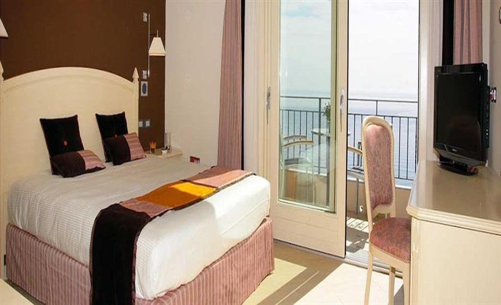 Meridiana Hotel タオルミーナ エクステリア 写真